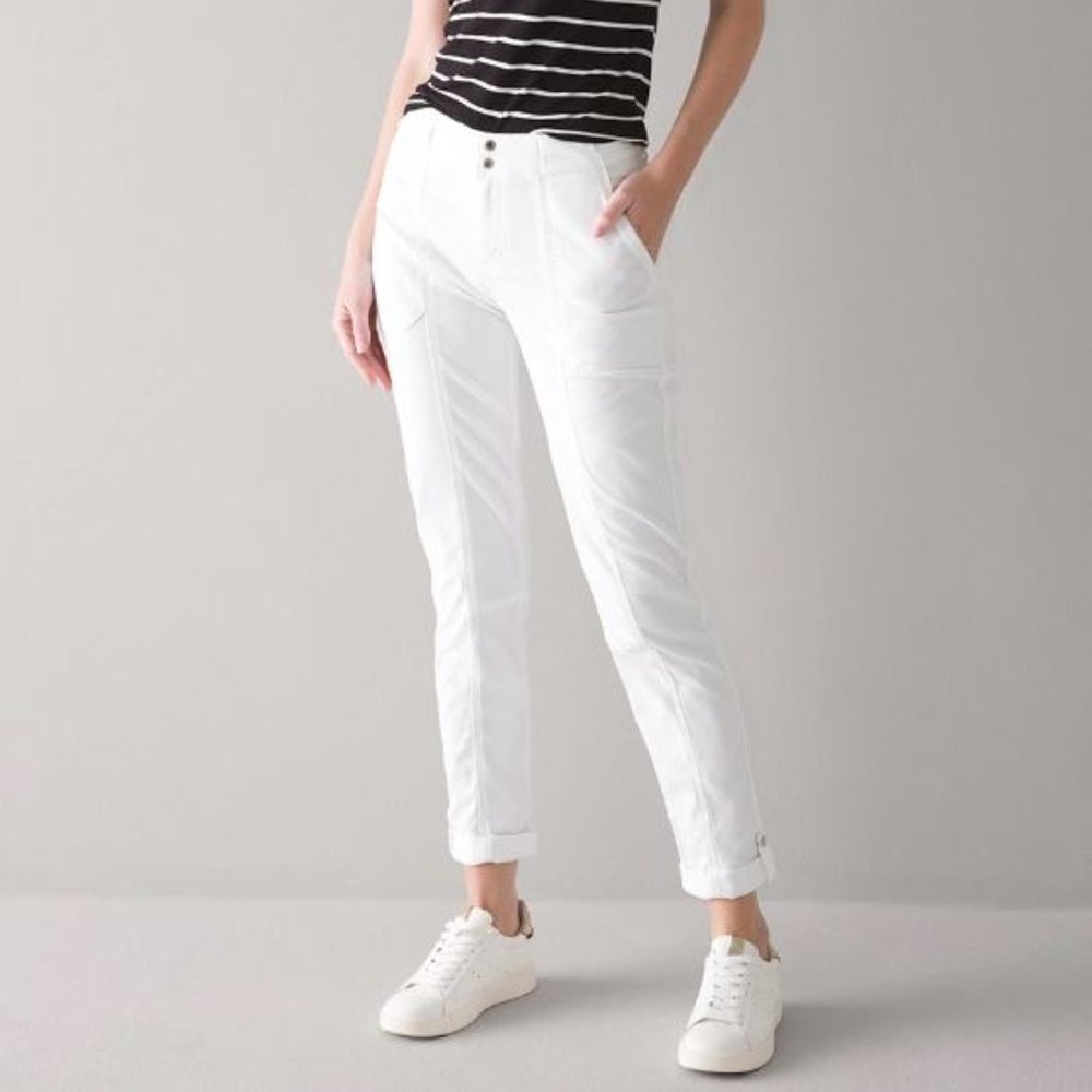 White House Black Market - Mid-Rise Pret-A-Pedi Crop Pants Size 4 New With Tags